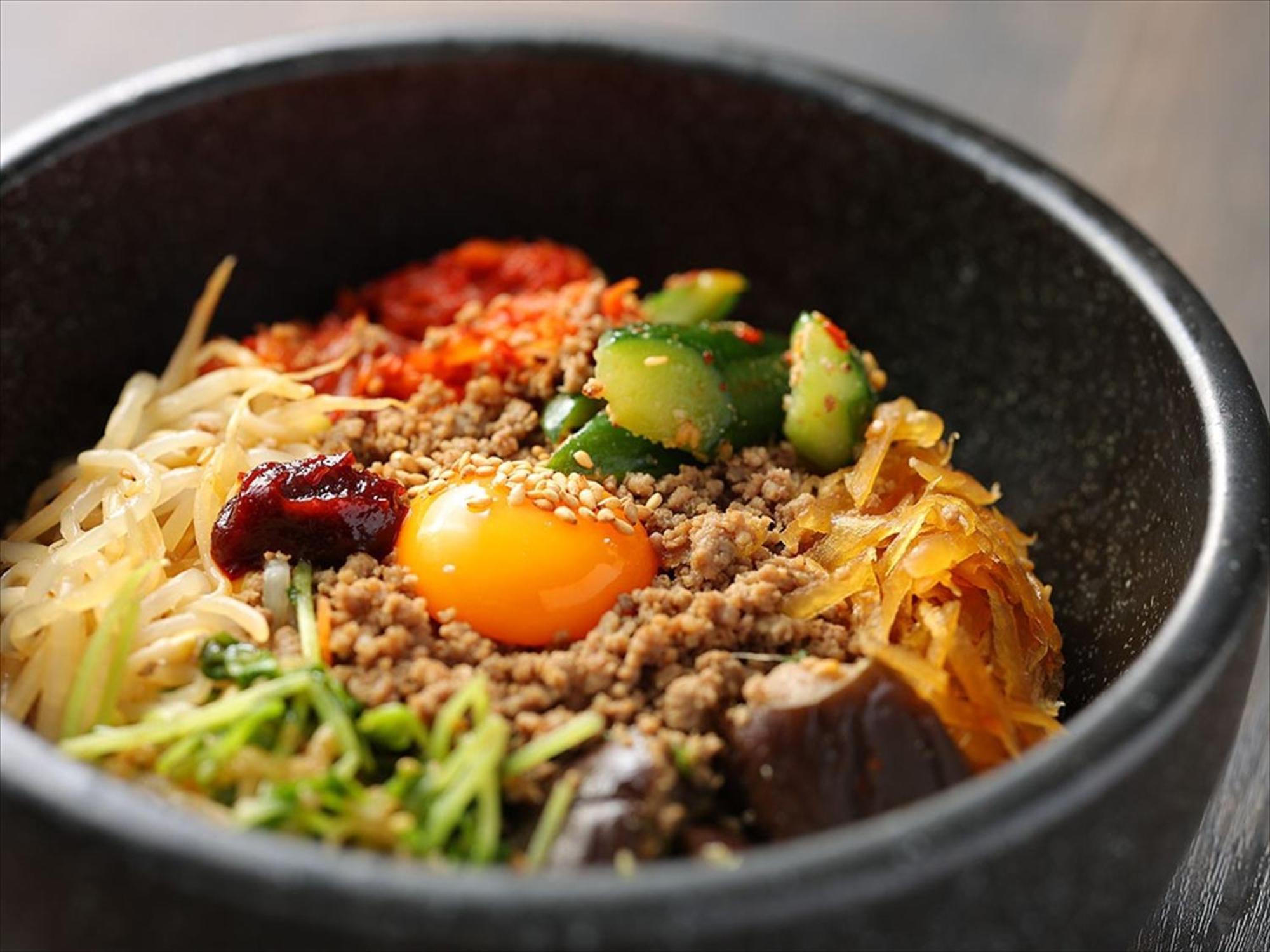 โรงแรมคะฟู รีสอร์ต ฟุชะกุ รีสอร์ท อนนะ
